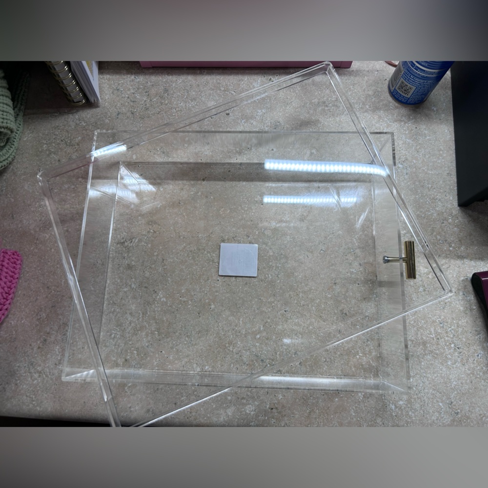 Threshold Transparent Display Box - Picture 2 of 3